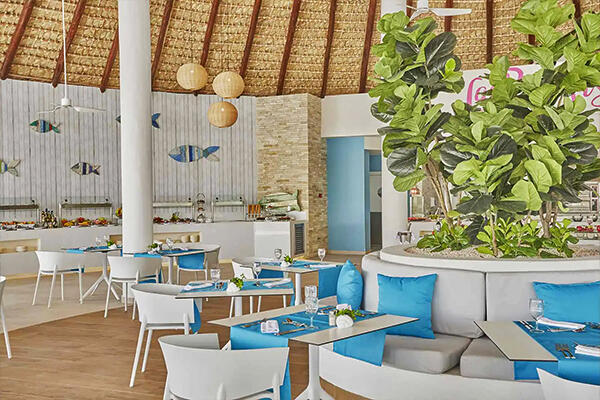  Las Brisas Restaurant de Plage