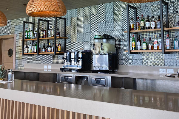 Privilege Lounge – Bar Premium solo para Socios Privilege Lounge – Bar Premium solo para Socios