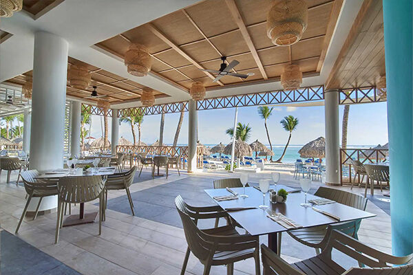 Las Olas - International Beach Restaurant